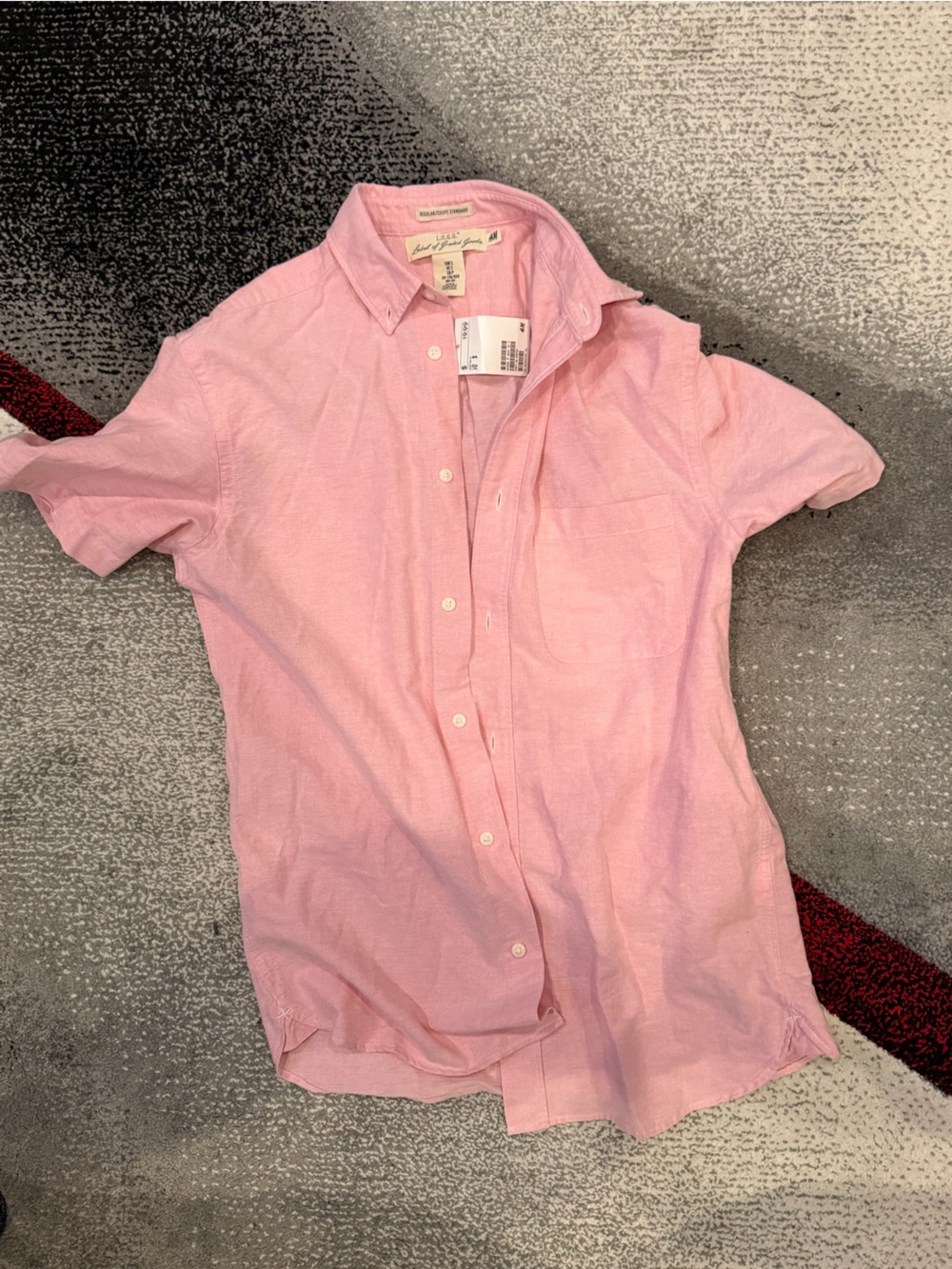 H&M Pink Short-Sleeve Button down shirt